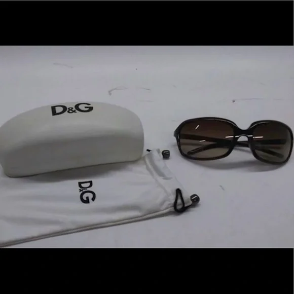 Dolce and Gabbana Sunglasses with case and cloth DOLCE & GABBANA Sunglasses/glasses case with cloth, Dead  main image 2